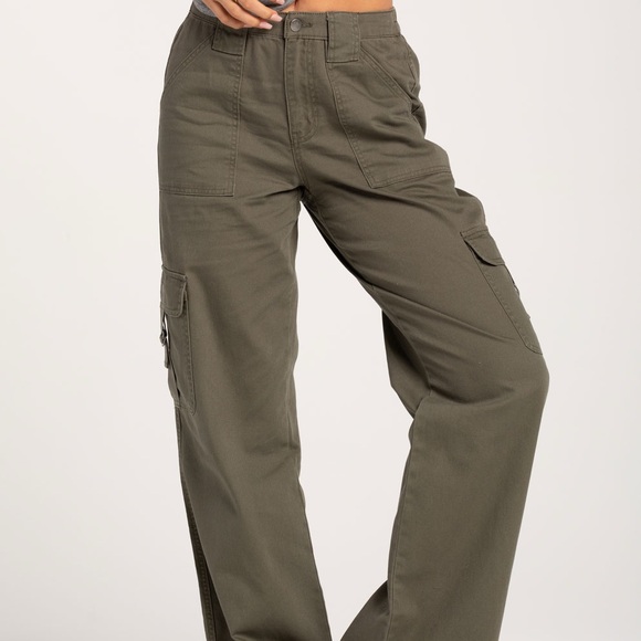 RSQ Pants - RSQ Women’s Wide Leg Olive Grunge Cargo Pants, Petite Hem